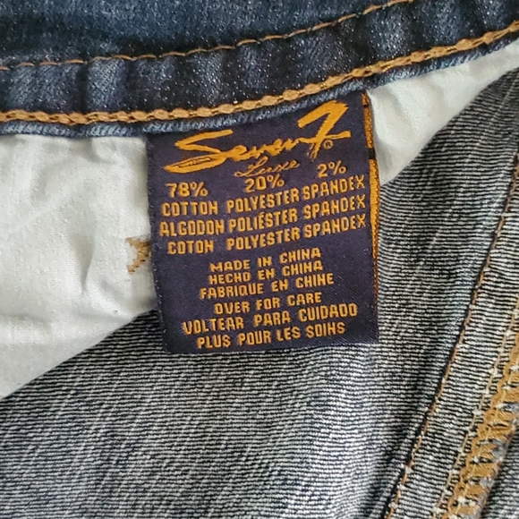 Capris - Picture 3 of 4